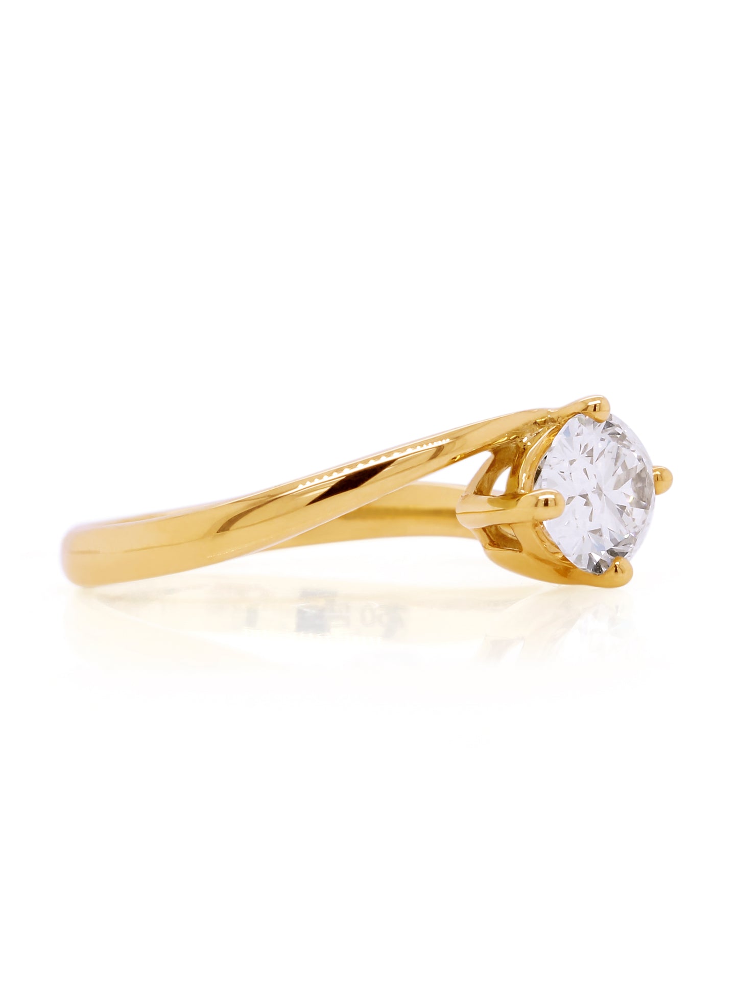 Lab Grown Oval Diamond Ring 18 Carat Yellow Gold, T=1.50ct.