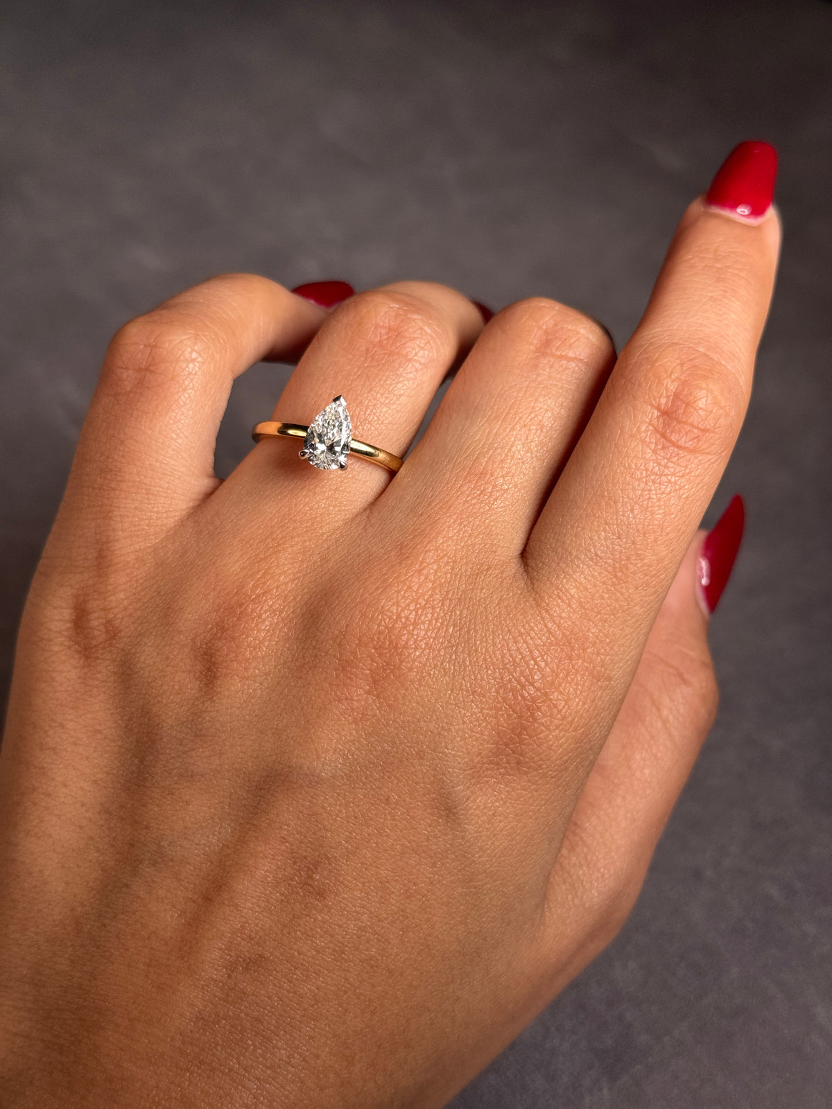 Lab Grown Pear Cut 1.01ct Diamond Ring in 18 Carat Yellow Gold