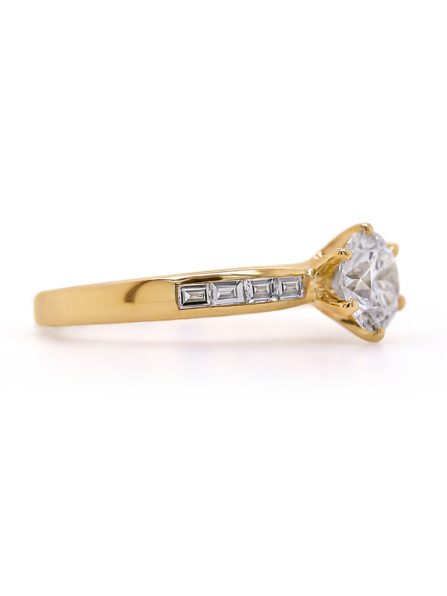 Lab Grown Solitaire Diamond T=1.26ct 9K Yellow Gold.