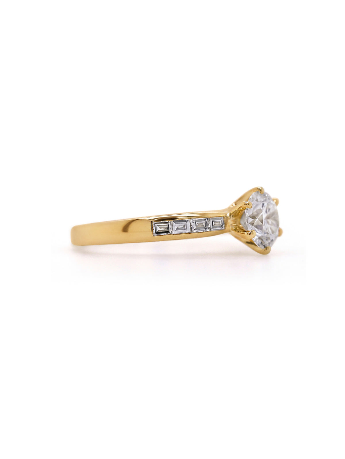 Lab Grown Solitaire Diamond T=1.26ct 9K Yellow Gold.