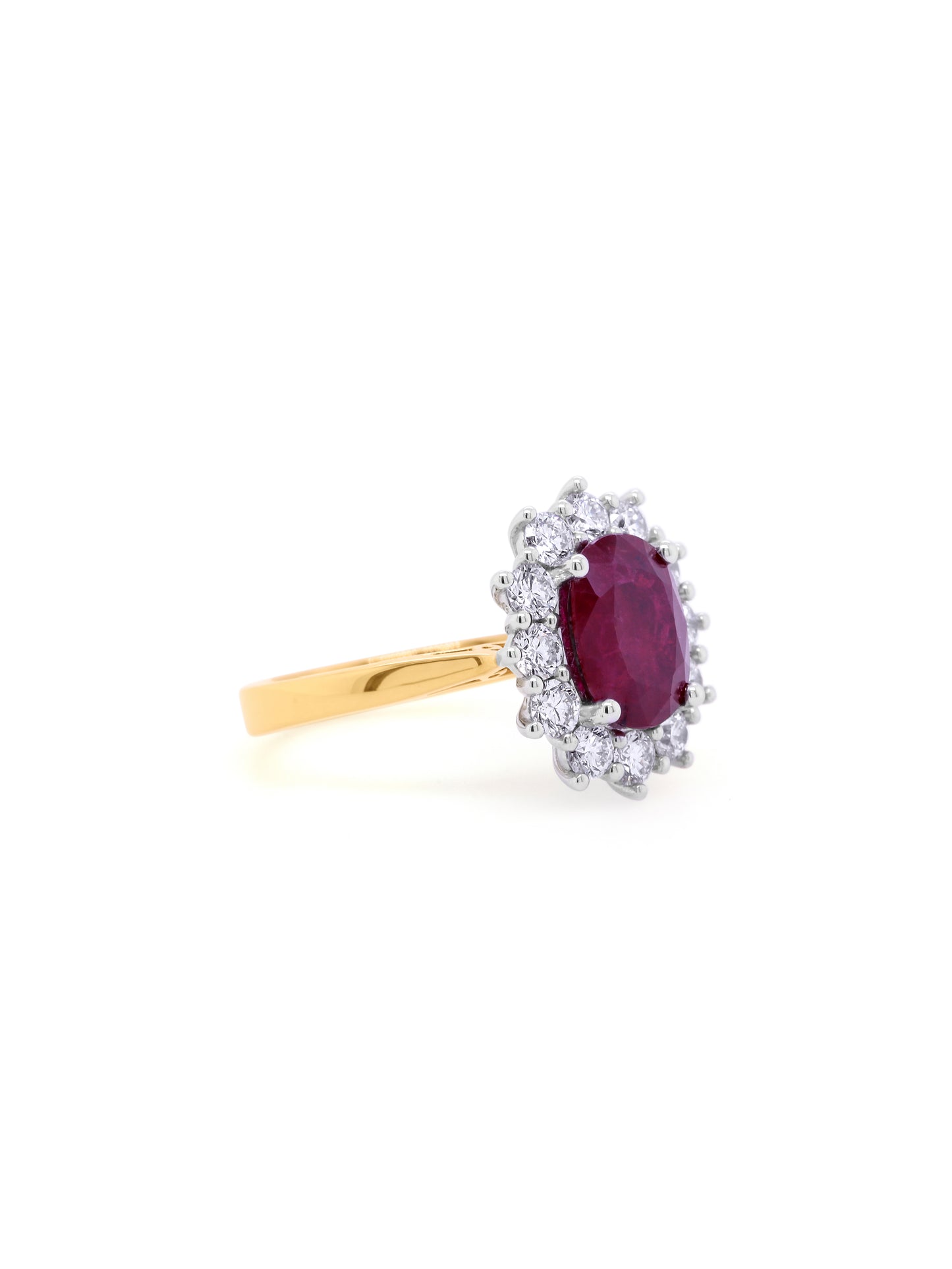 Maginificent 18 Carat Yellow Gold Ladies Ruby & Diamond Ring.