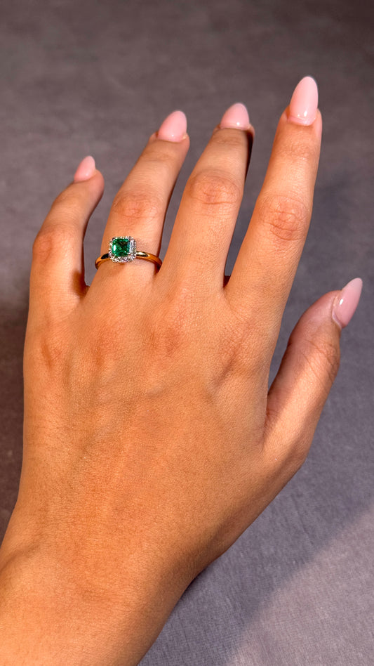 Natural Emerald Cut Emerald & Diamond Ring in 18 Carat Yellow Gold.
