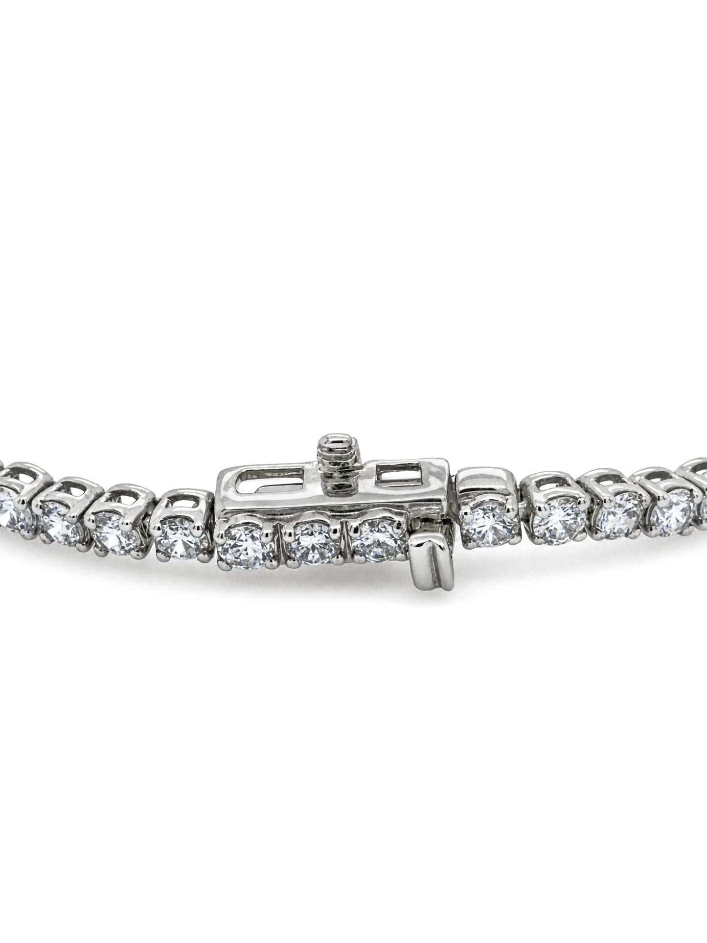 Lab Grown, 3.07 Carat Diamond Tennis Bracelet in 9 Carat White Gold