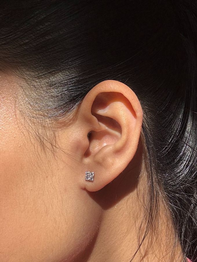 Claw Set Stud Earrings 9 Carat White Gold & 8=0.35ct GSI RBC Diamonds