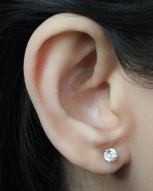Lab Grown 0.60 Carat Diamond Stud Earrings in 18 Carat Yellow Gold