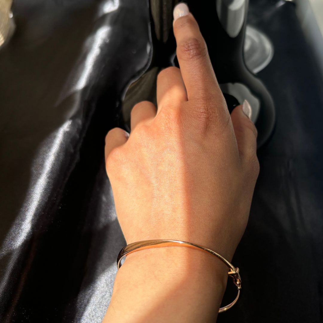 Classic Rose Gold bangle, 9 Carat.