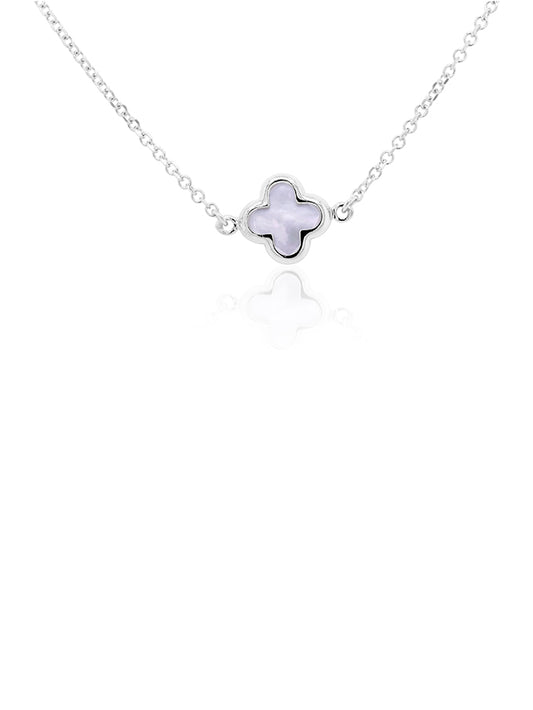 Mother Of Pearl Clover Pendant in 9 Carat White Gold