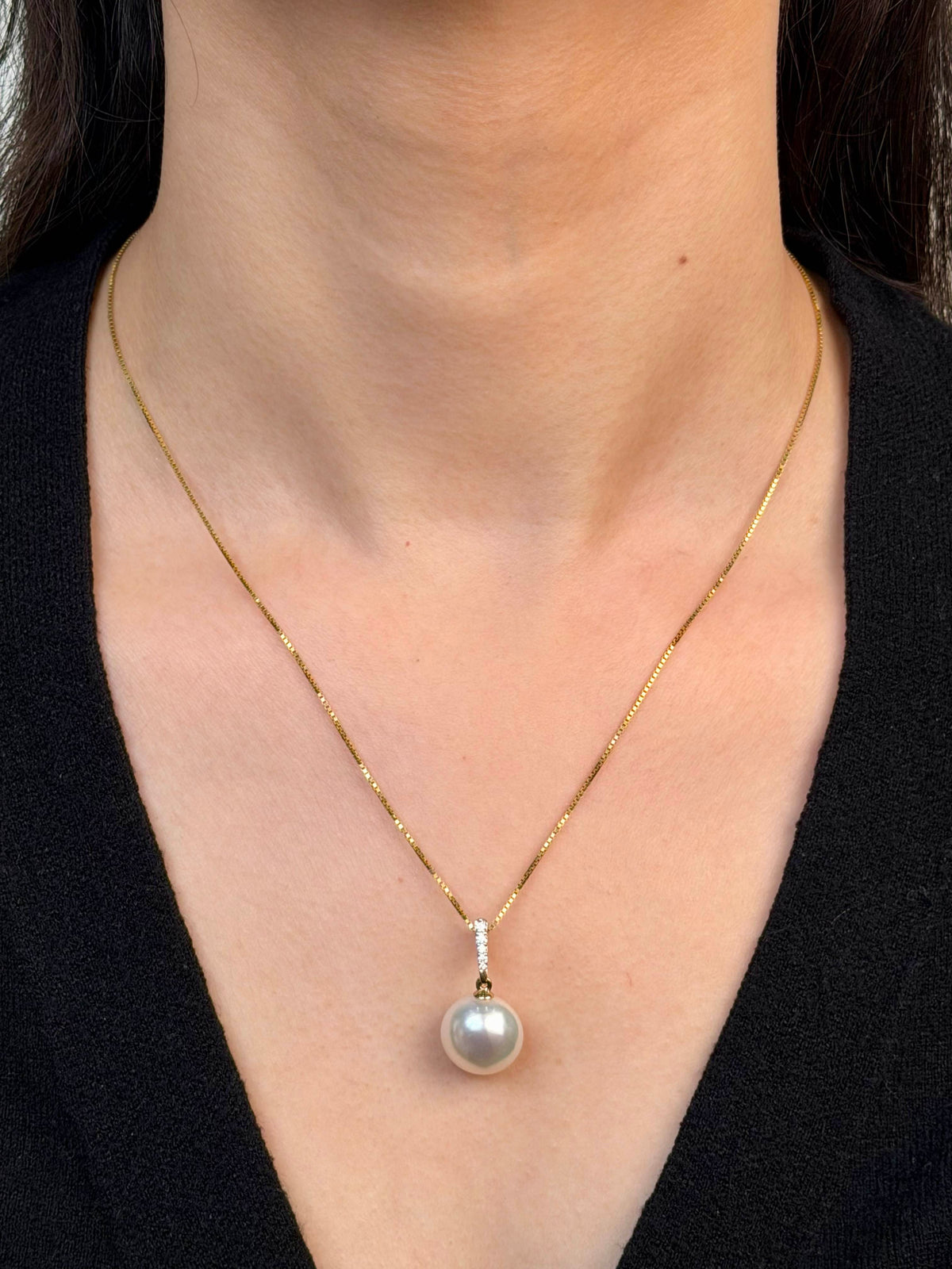 13 mm South Sea Keshi Pearl & D=0.08 carat diamond Pendant