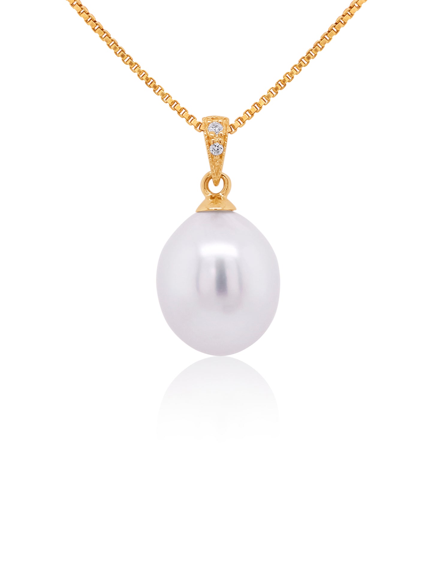 South Sea Pearl & Mill Grain Diamond Pendant in 9 Carat Yellow Gold