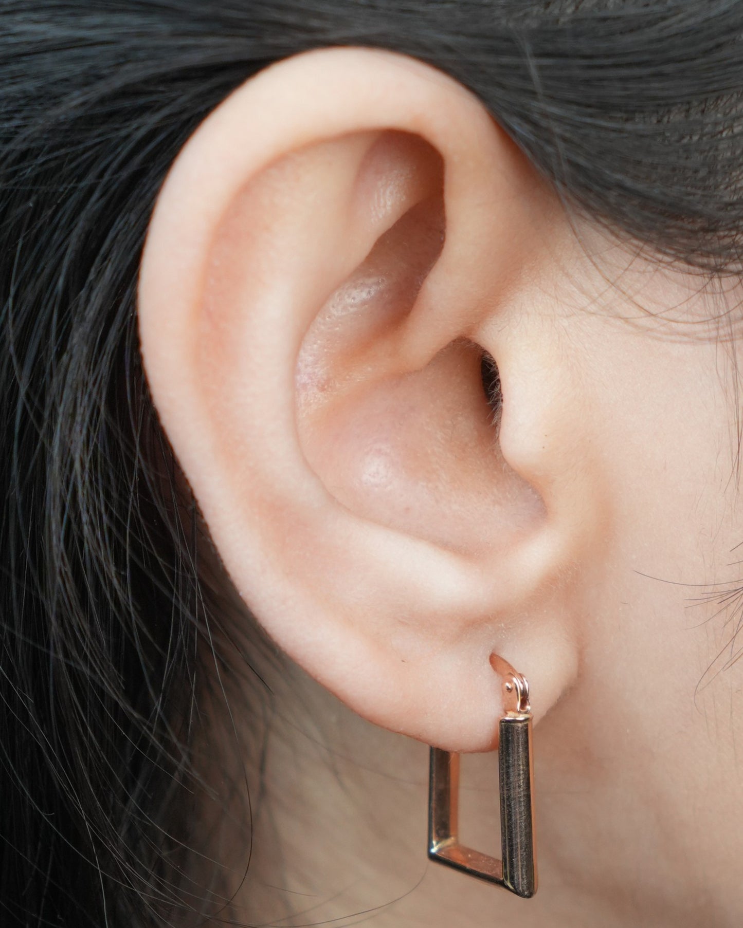 Plain Oblong Hoop Earrings in 9 Carat Rose Gold, 15mm