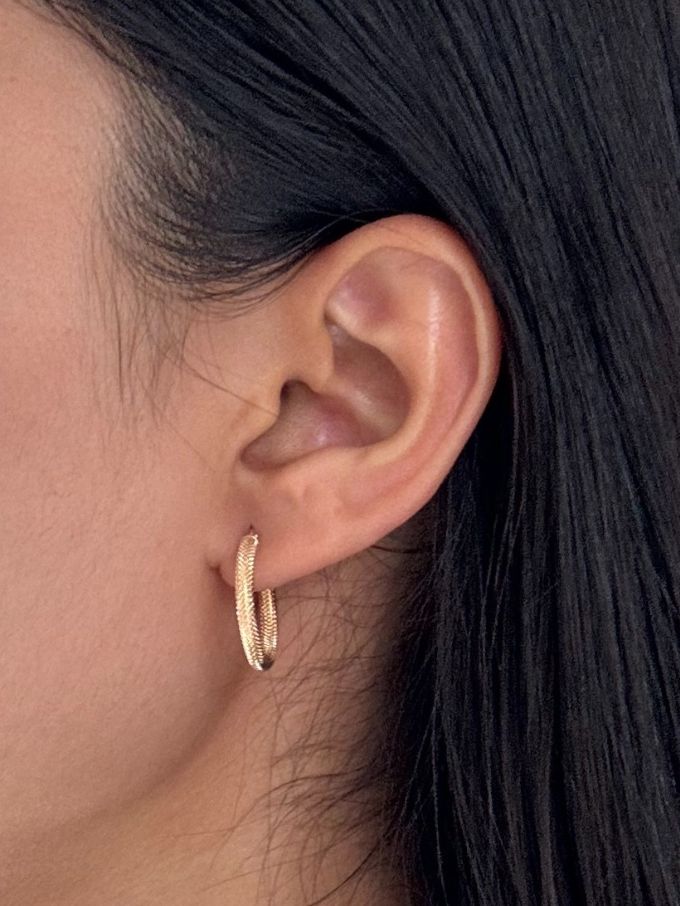 Hammered Hoop Earrings in 9 Carat Yellow Gold, 15x2.5mm