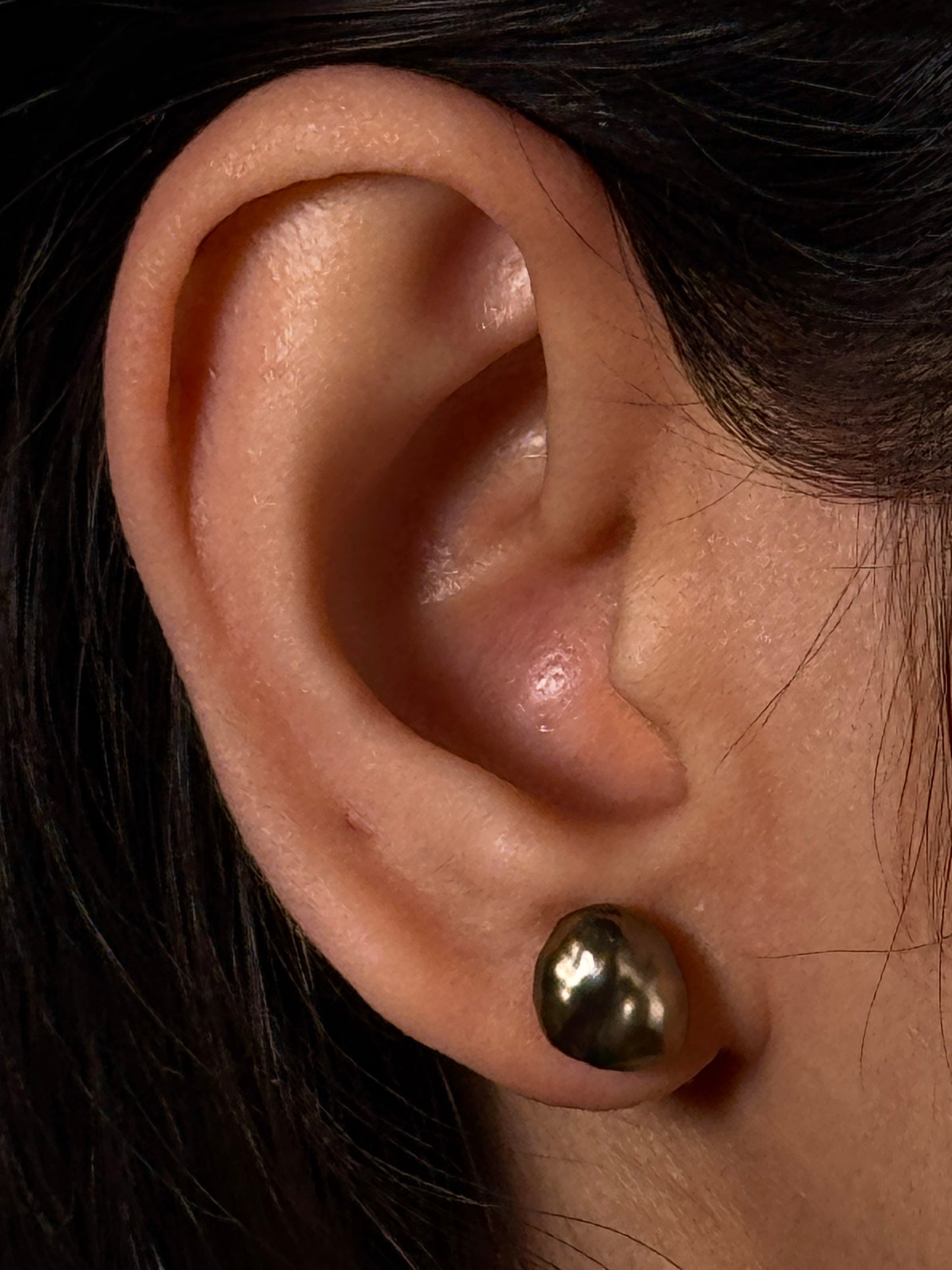 Keshi Pearl Studs 8-10mm in 18 Carat White Gold