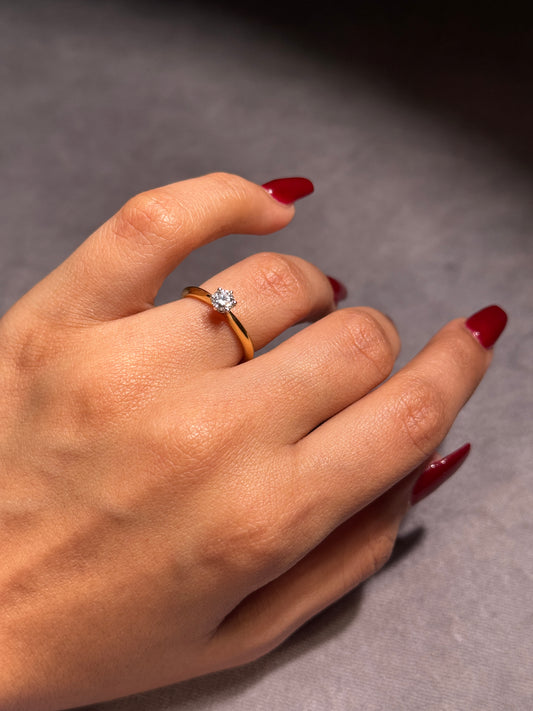 Lab Grown 0.35ct Diamond Solitaire Ring in 18K Yellow Gold