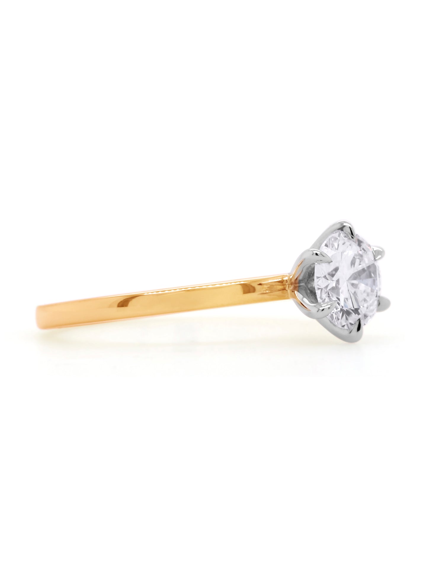 Lab Grown RBC Solitaire Diamond in 18 carat Yellow Gold T=1.00ct