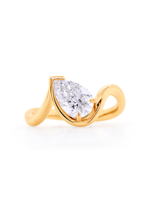 Lab Grown 1.51ct Pear Cut Diamond Ring in 9 Carat Yellow Gold