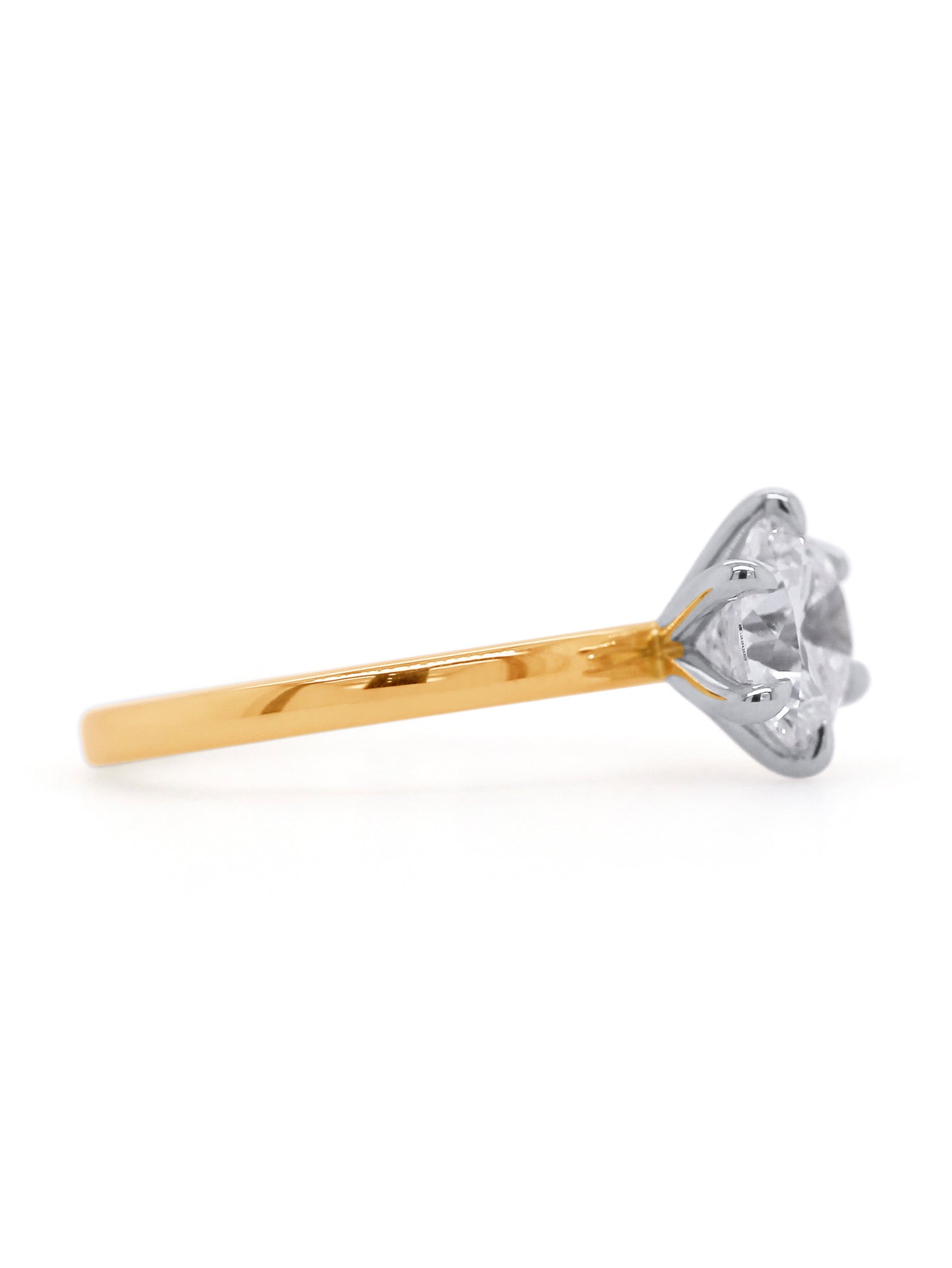 Lab Grown RBC Solitaire Diamond, 18K Yellow Gold T=1.50ct