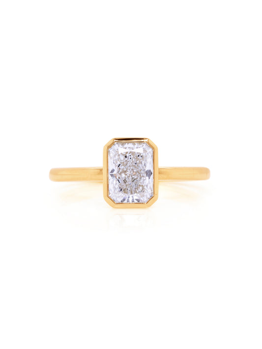 Lab Grown Radiant Cut Solitaire Diamond Ring, 18K Yellow Gold T=2.02ct