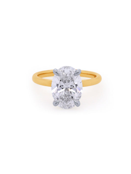 Lab Grown Oval Diamond Ring in 18 Carat Yellow Gold, T=4.02ct.