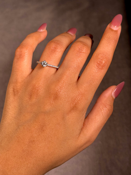 0.62 Carat Solitaire Diamond 18K White Gold Ring
