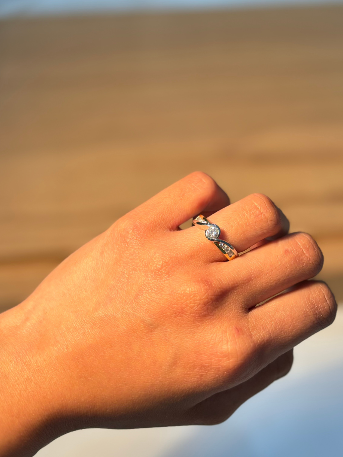 Solitaire Diamond Ring, 18 Carat 2 Tone, T=0.51ct.