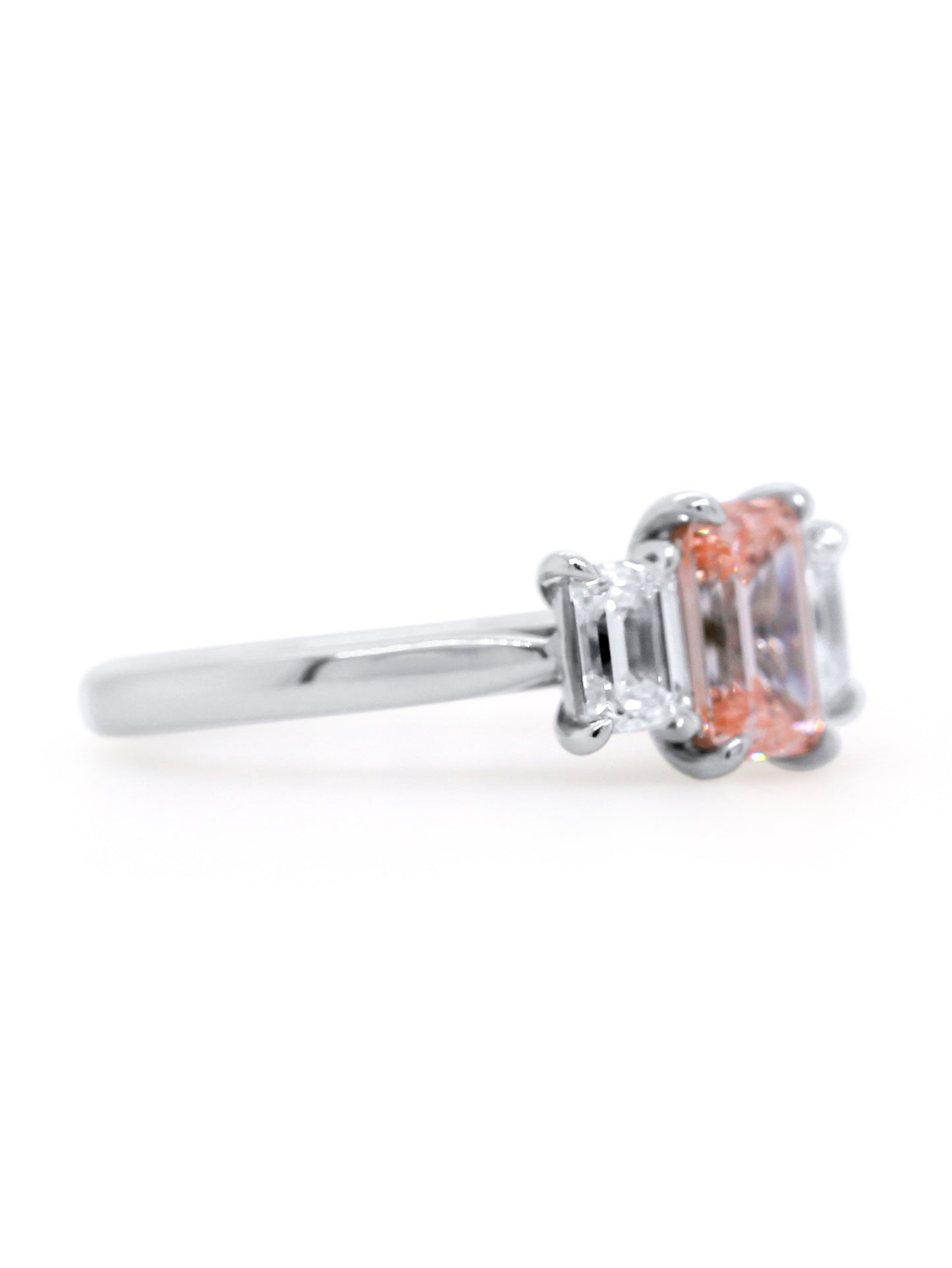 Lab Grown Fancy Vivid Pink Diamond Ring, D=1.50ct Platinum