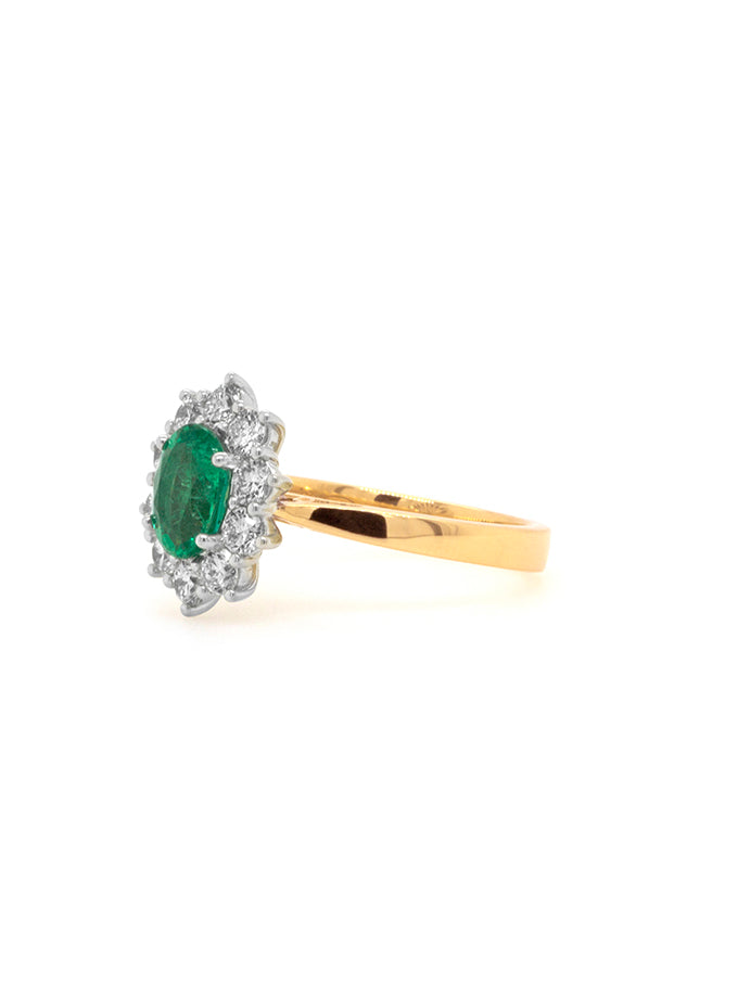8x6mm Emerald & 0.94 Carat Diamond Cluster Ring. 18K Yellow Gold
