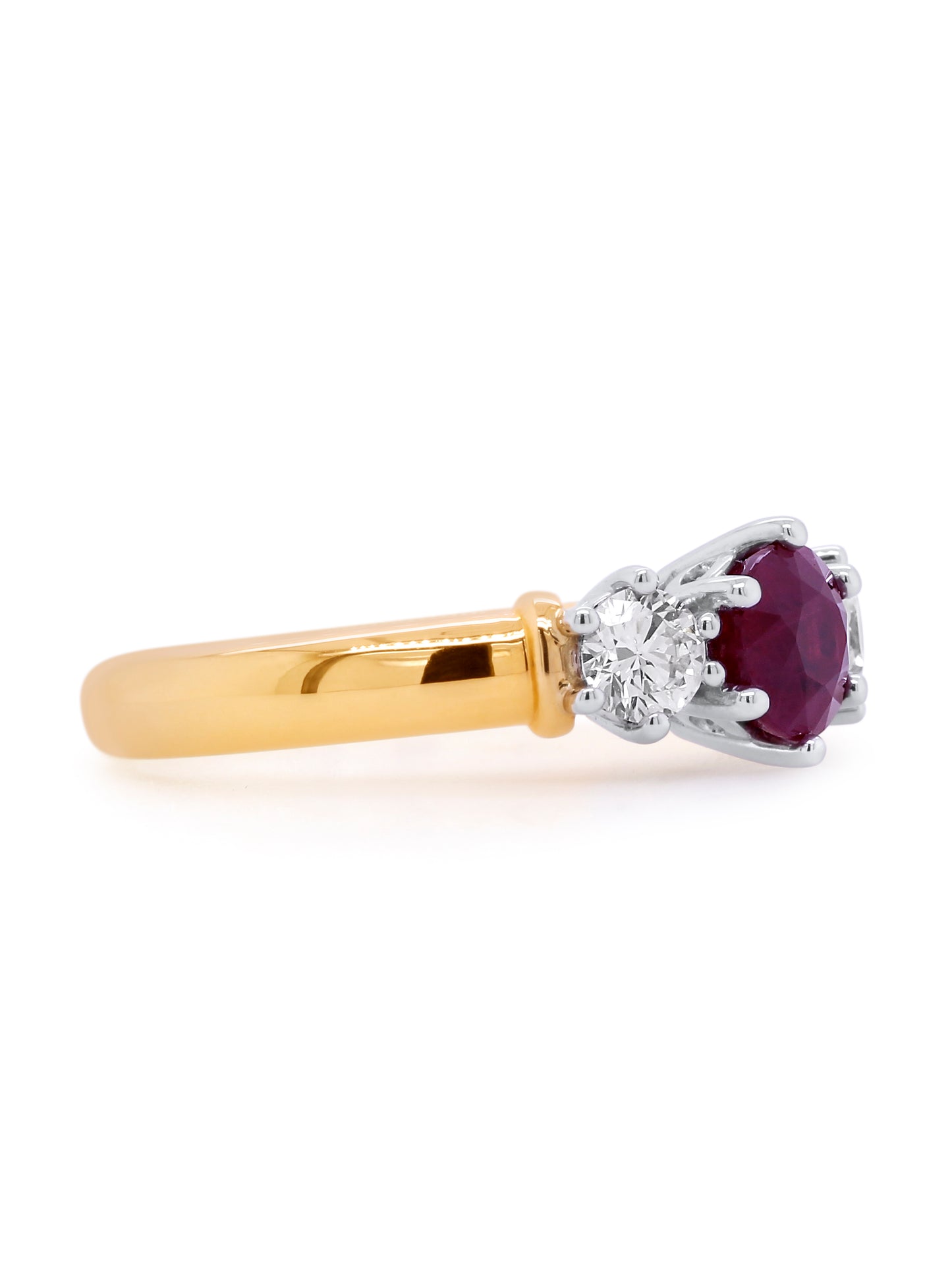 Lab Grown Diamonds 2=0.50ct & Natural 6mm Ruby ring, 18K Yellow Gold.