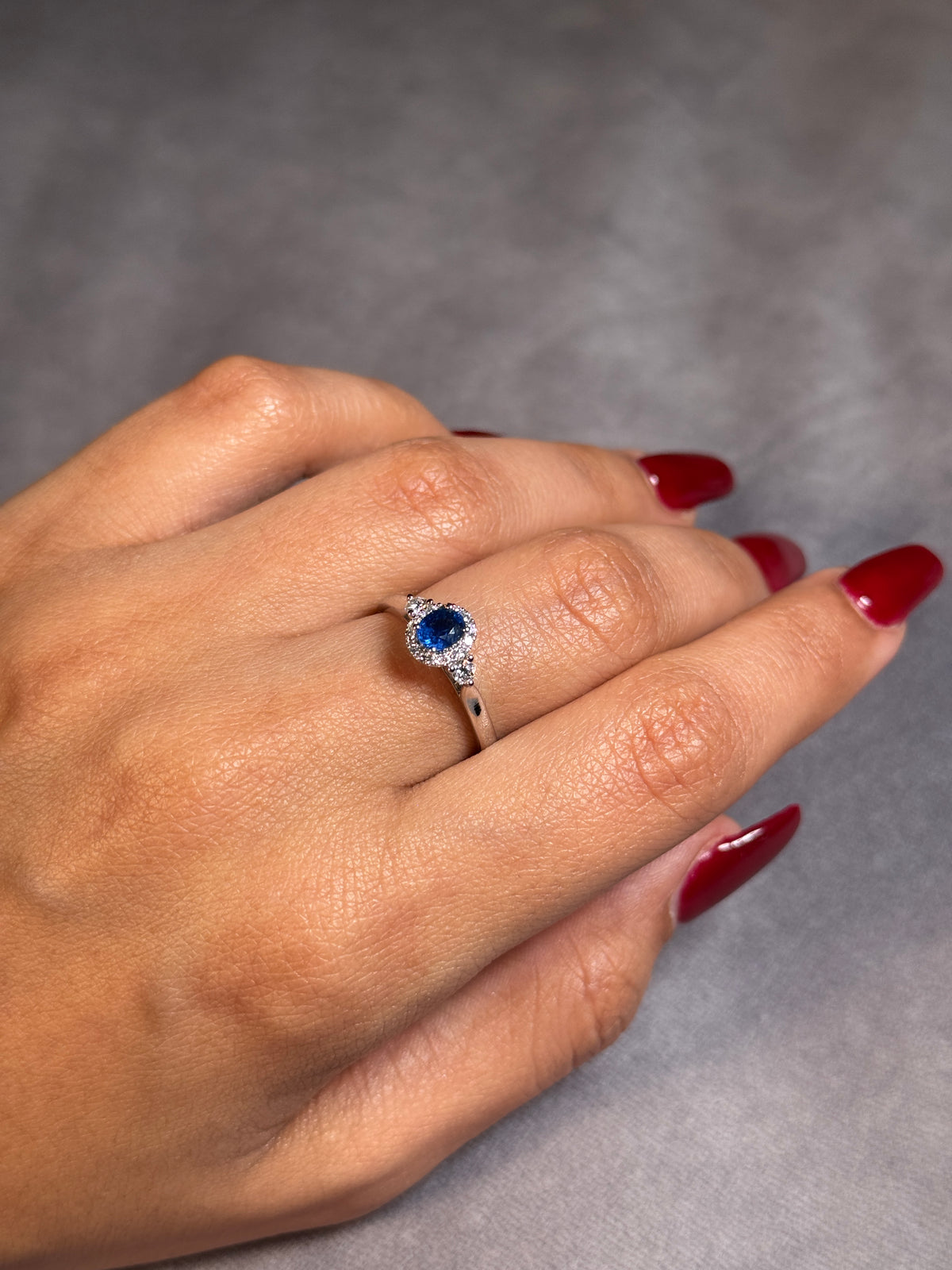 Sapphire & Lab Grown Diamond Ring in 9 Carat White Gold.