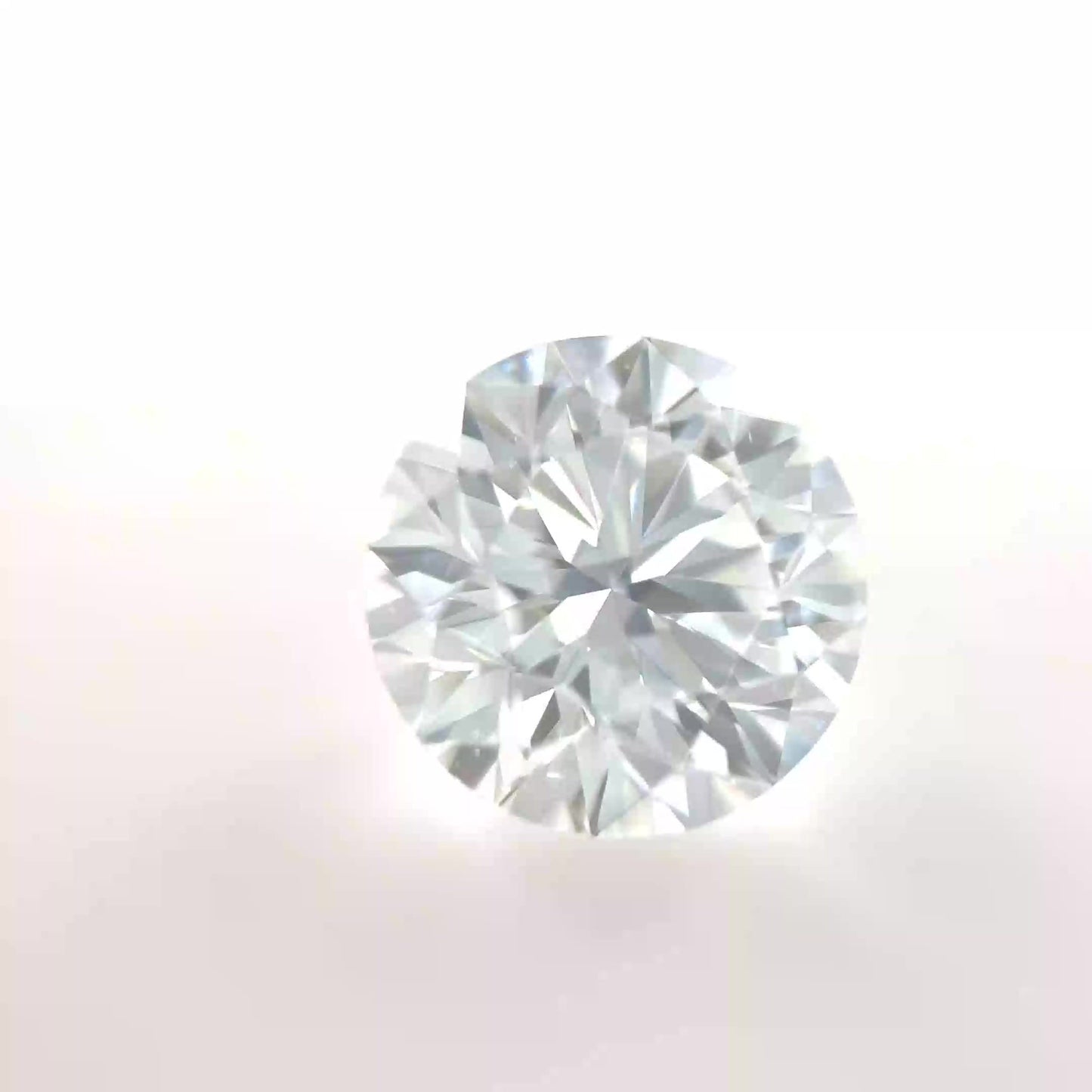 0.91 Carat D-SI1 Round Cut Diamond