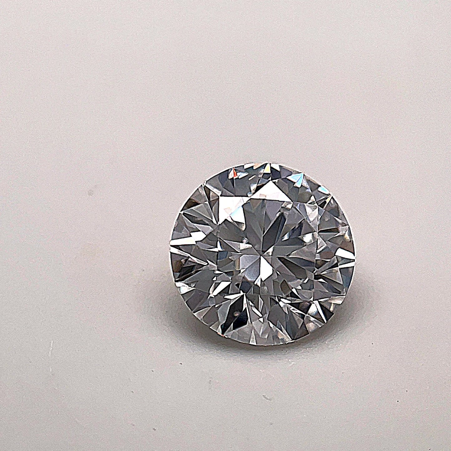 1.42 Carat E-VS2 Round Cut Diamond