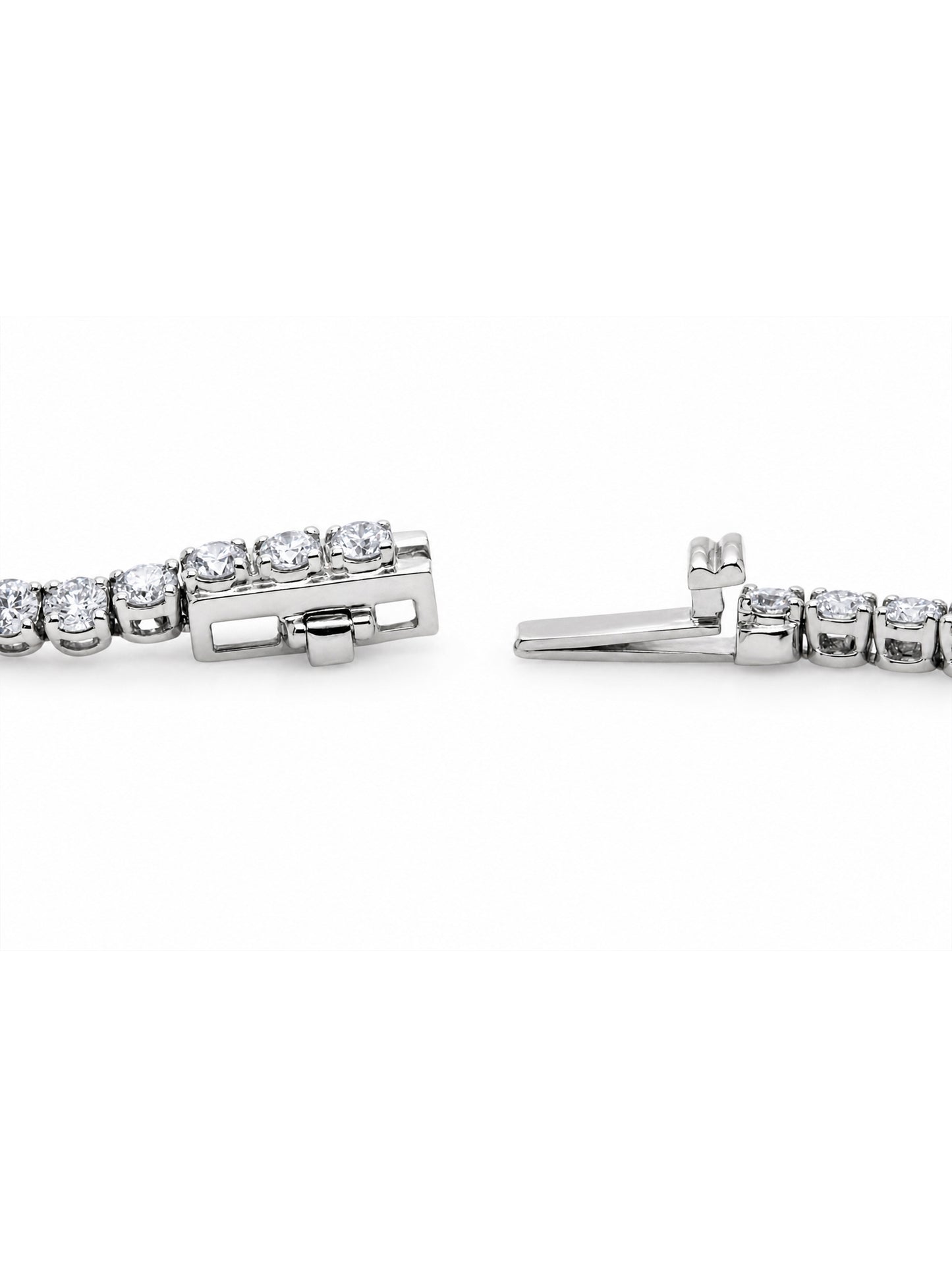Lab Grown, 3.13 Carat Diamond Tennis Bracelet in 9 Carat White Gold