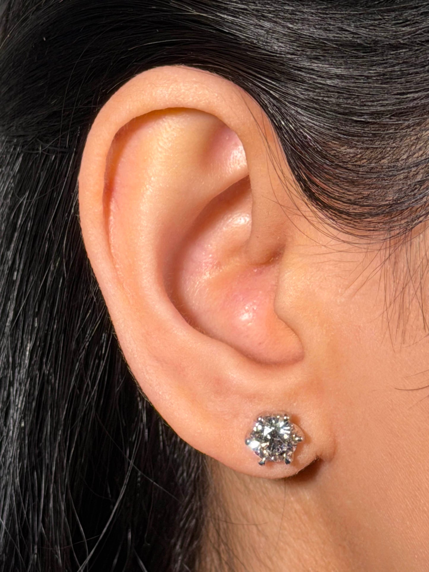 Lab Grown Diamond Stud Earrings, T=2.00ct, DEFVS 18K White Gold 6 claw