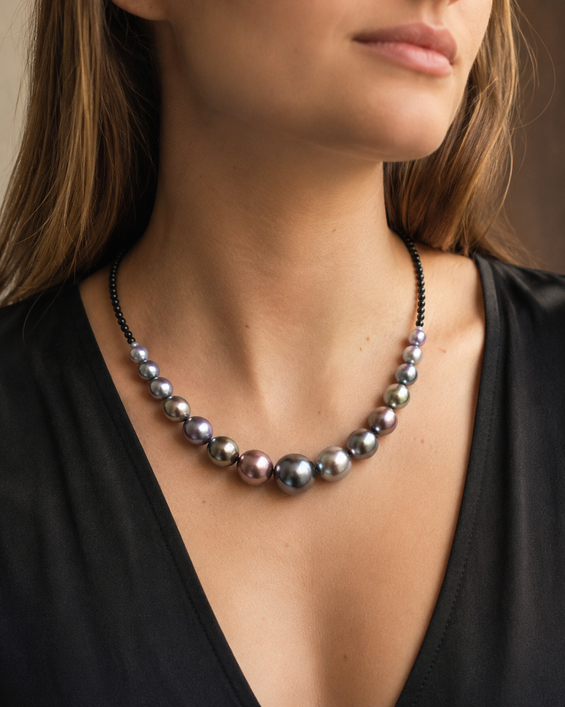 Black Spinel & Tahitian Pearl Graduated Necklet, 43cm
