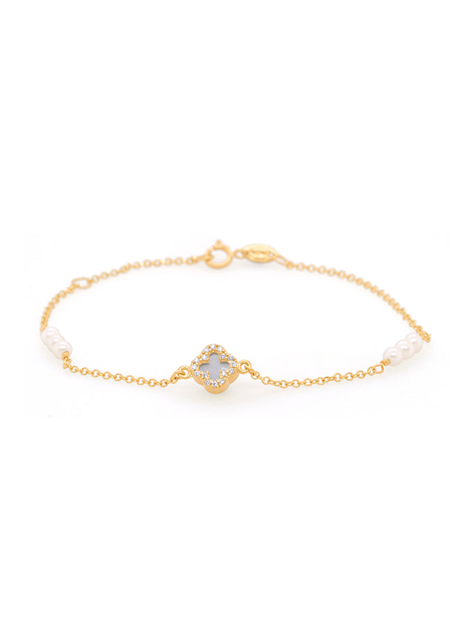 Pearl, CZ & Mother Of Pearl Set Clover Bracelet in 9 Carat Yellow Gold