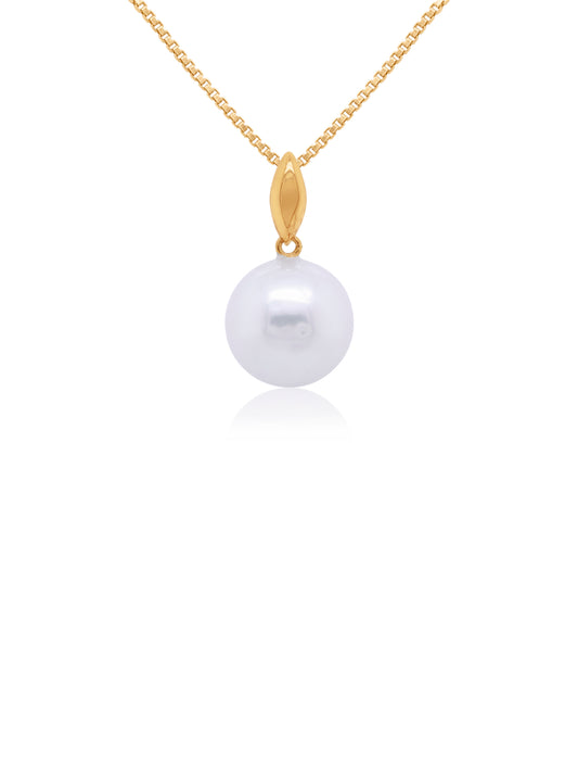 South Sea Pearl Set Pendant, 9 Carat Yellow Gold, 11mm