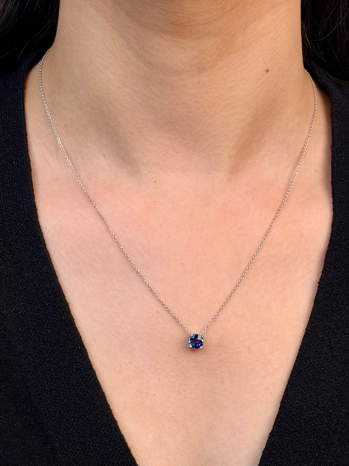 Sapphire Slider Pendant 1.12ct & 6mm Round 18 Carat White Gold 39-45cm