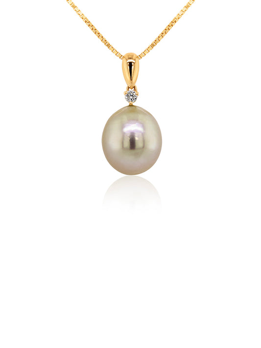 South Sea Pearl & Diamond Pendant in 18 Carat Yellow Gold, 11mm