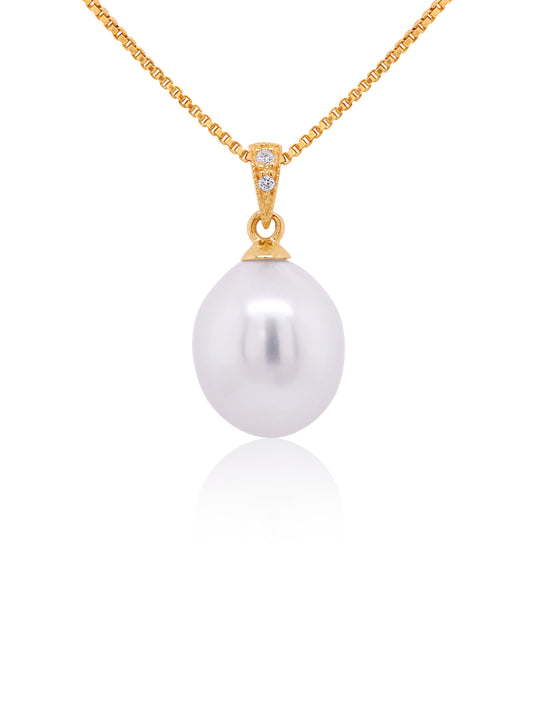 South Sea Pearl & Mill Grain Diamond Pendant in 9 Carat Yellow Gold
