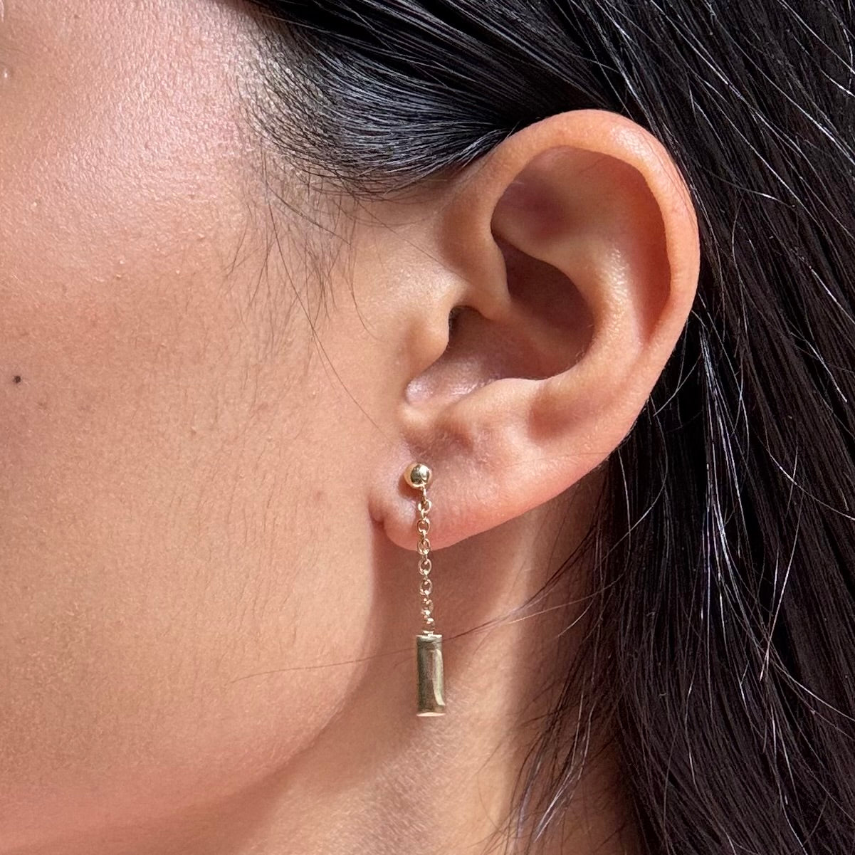 Bar drop stud earrings in 9 Carat Yellow Gold