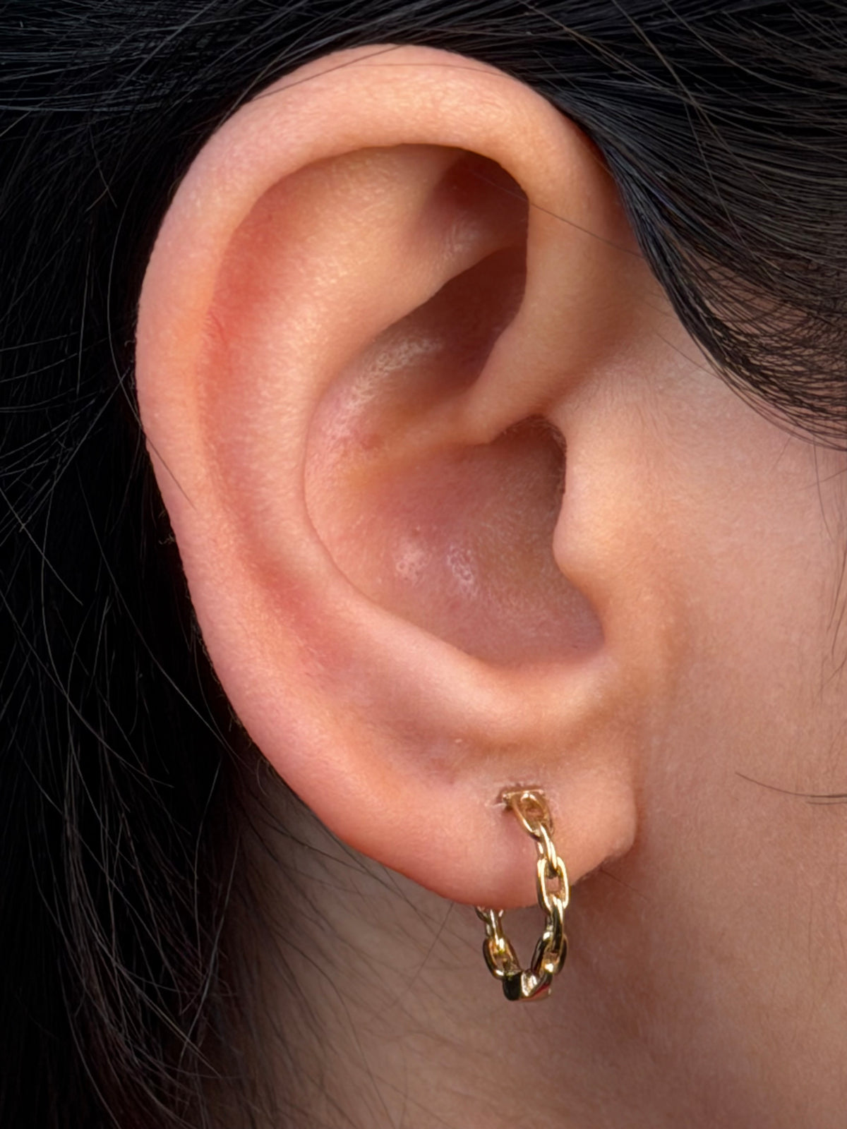Huggie Earring Chain Style in 9 Carat Yellow Gold.