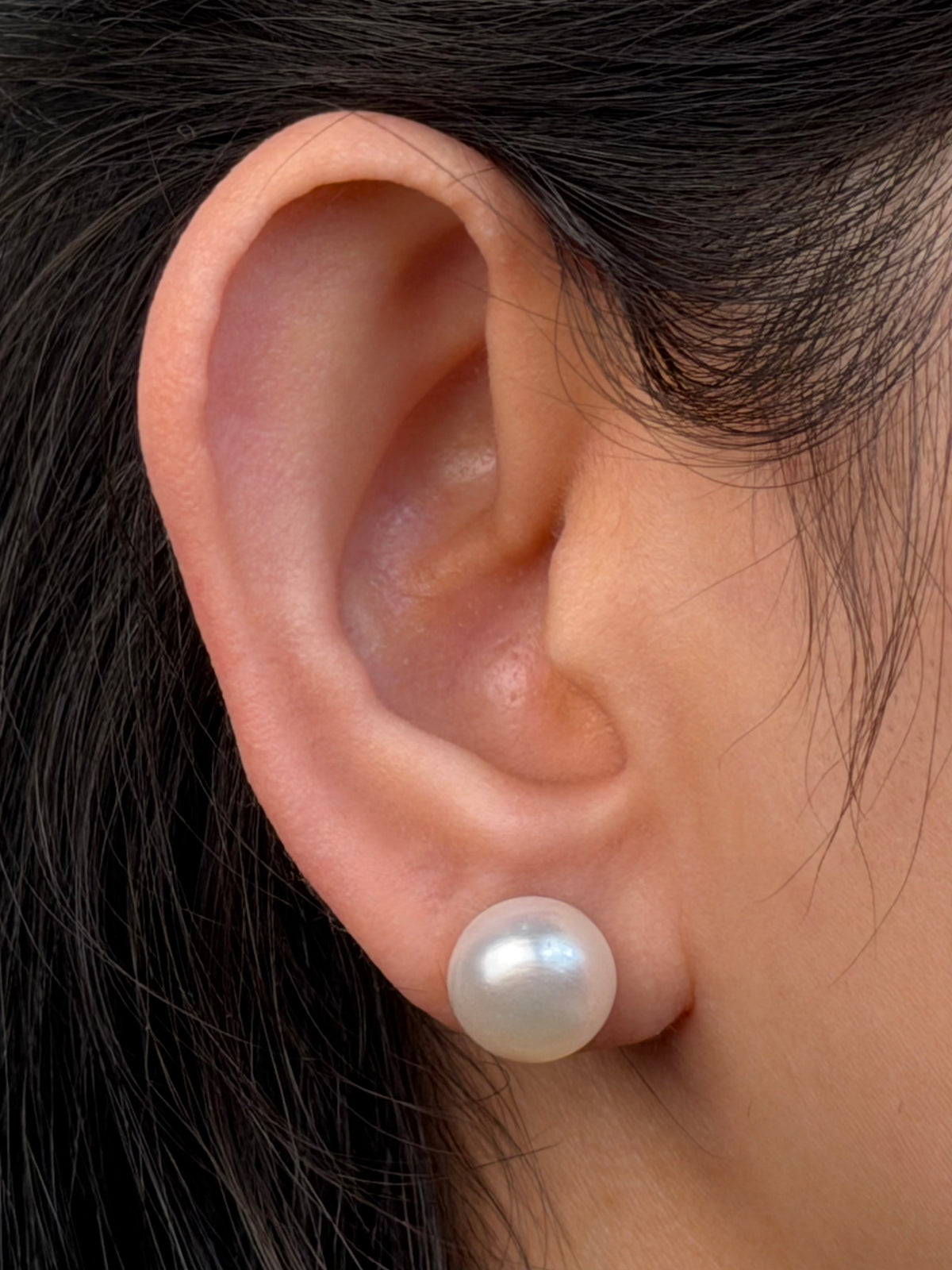 Freshwater Pearl Stud Ear Rings, 9K Yellow Gold.