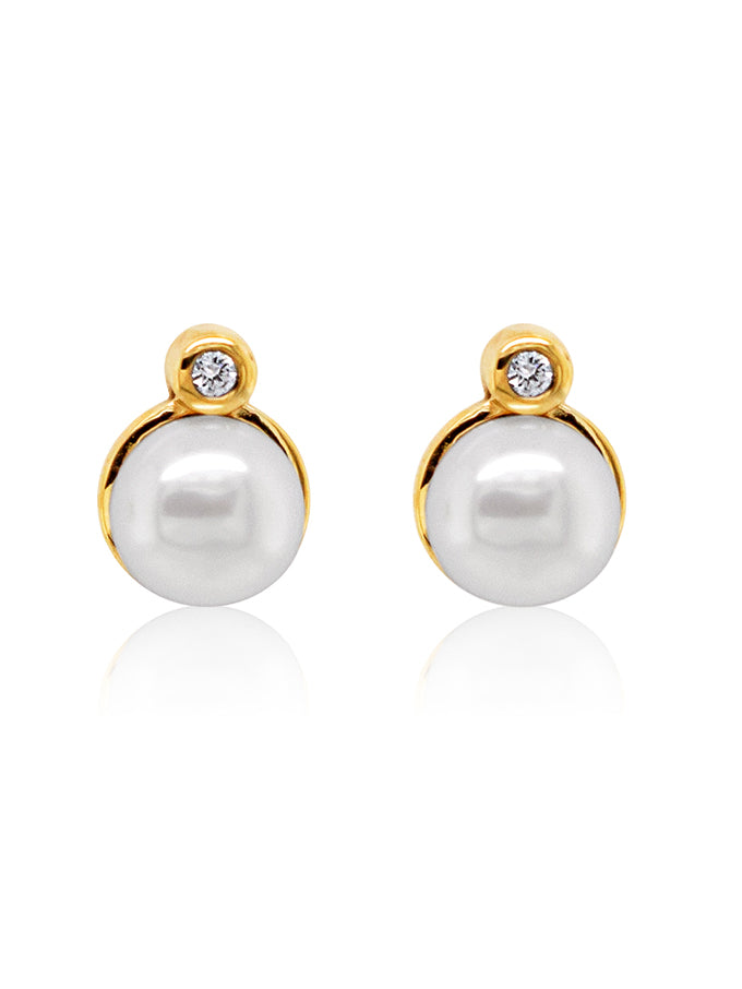 Freshwater Pearl Studs, Diamond set (.02ct), 9K Yellow Gold 6-6.5mm