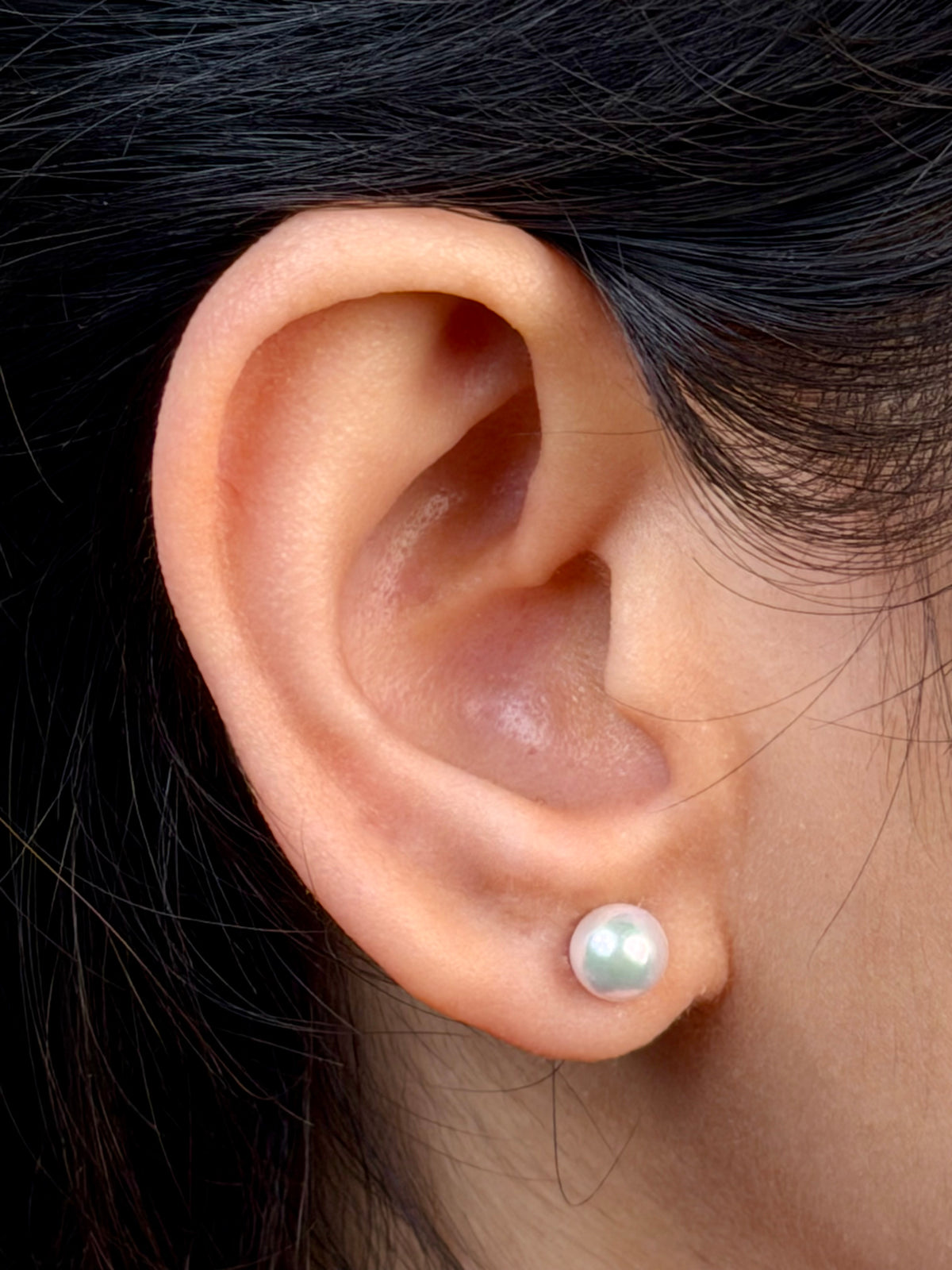 Akoya Cultured Pearl Studs 9K Yellow Gold, 5.5-6mm