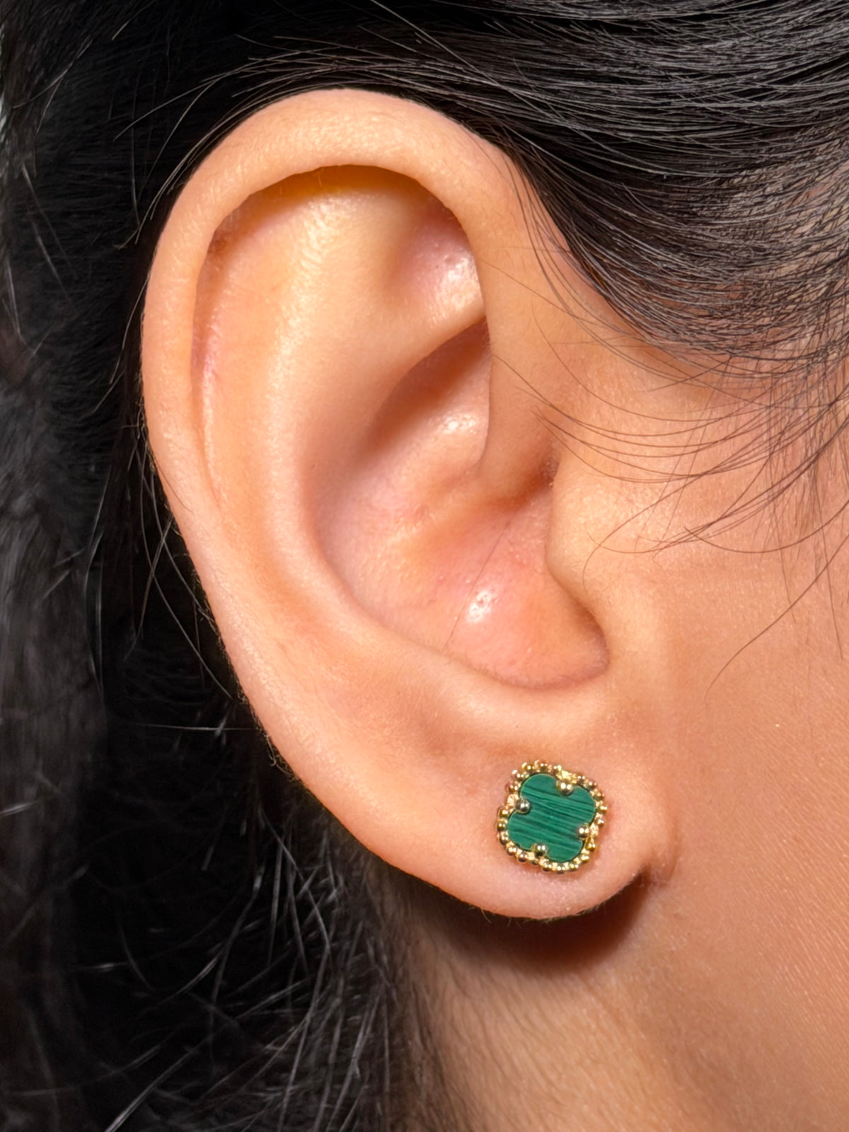 Fancy Small Malachite Clover stud earrings, 9 Carat Yellow Gold
