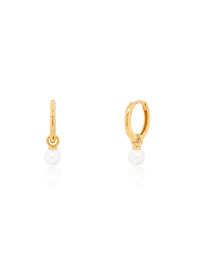 Huggie Earrings With Small FWP in 9 Carat Yellow Gold