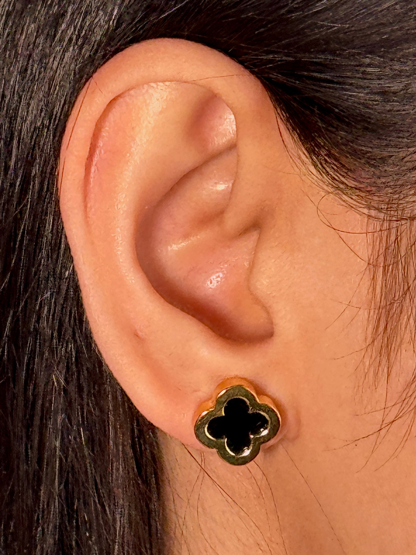 Black Onyx Clover Large Stud Earring, 9 Carat Yellow Gold