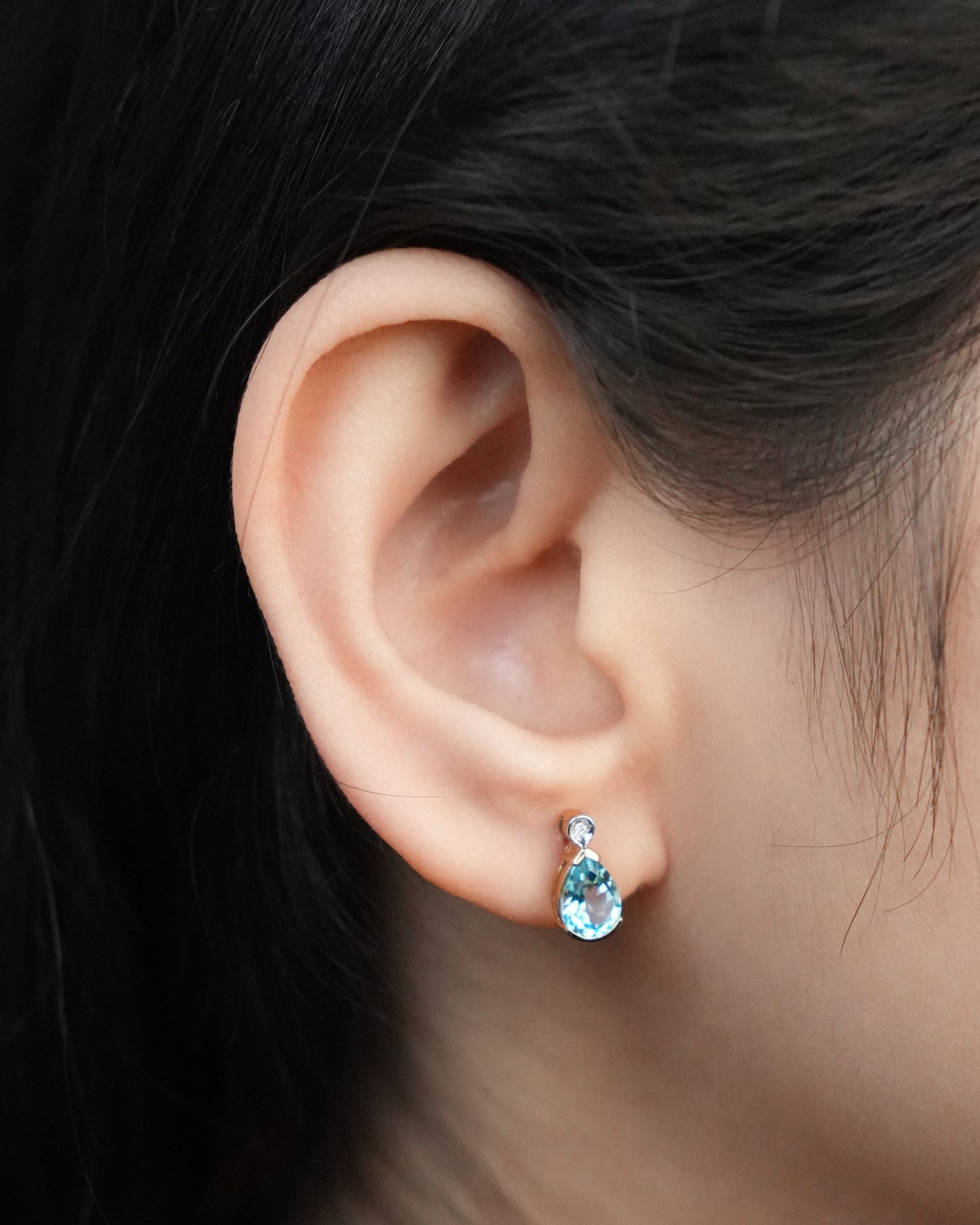 Pear Blue Topaz & Diamond Stud Earrings in 9 Carat Yellow Gold