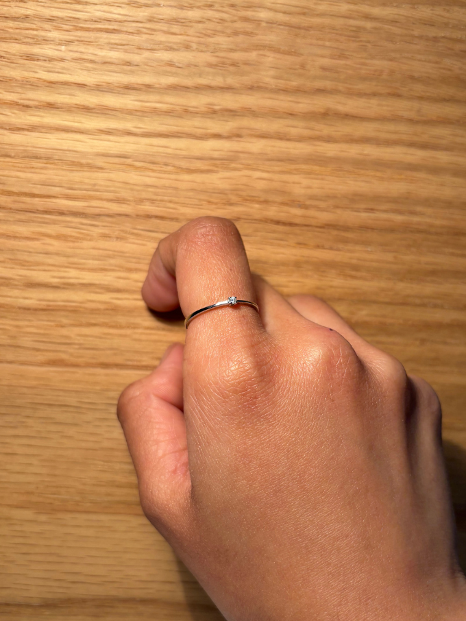 0.05 Carat Diamond Set Ring in 9 Carat White Gold