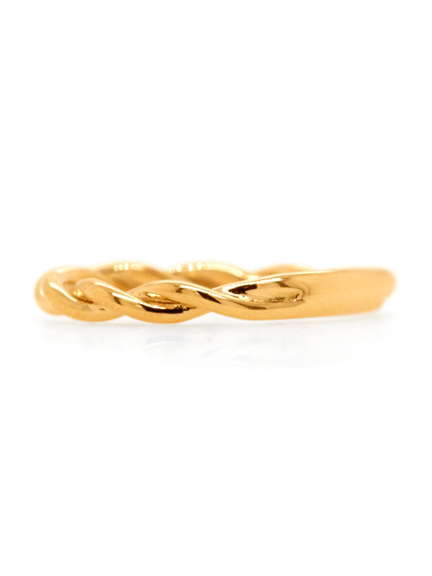 Twist Style Ring in 18 Carat Yellow Gold