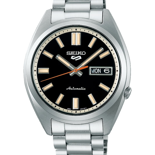 Seiko 5 SRPK89K on a Bracelet Band